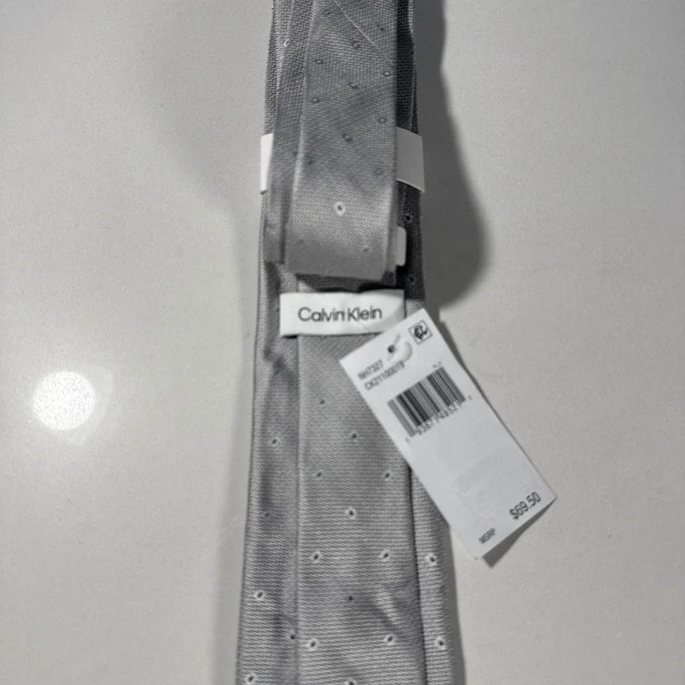 Calvin Klein calvin klein
